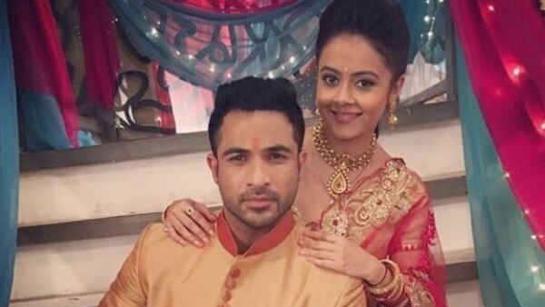 Yay! 'Saathiya' couple Devoleena & Nazim to be seen together in THIS show Yay! 'Saathiya' couple Devoleena & Nazim to be seen together in THIS show