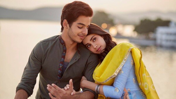 Dhadak Box Office Collection Day 2: Janhvi Kapoor & Ishaan Khatter's film packs a SOLID punch Dhadak Box Office Collection Day 2: Janhvi Kapoor & Ishaan Khatter's film packs a SOLID punch