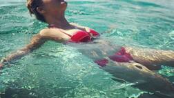 IN PICS: 40-year-old TV's hot mommy Urvashi Dholakia aka Kamolika sizzles in red two-piece BIKINI in Bali!