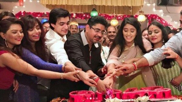 'Yeh Rishta Kya Kehlata Hai' completes 2700 episodes: Mohsin Khan, Shivangi Joshi & others celebrate the joyous occasion (SEE PICS) 'Yeh Rishta Kya Kehlata Hai' completes 2700 episodes: Mohsin Khan, Shivangi Joshi & others celebrate the joyous occasion (SEE PICS)