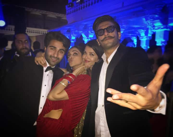 Here's the zoom-out view of the picture which was shared by Aadar Jain(Karisma Kapoor's cousin brother) on social media.