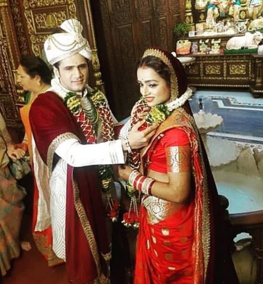 ‘Yeh Rishta' actress Parul Chauhan gets married to Chirag Thakkar; See FIRST pics of the newly married couple!