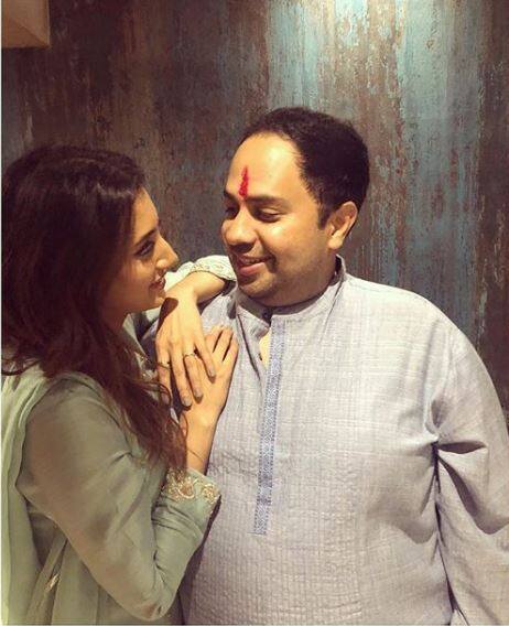 Additi Gupta got engaged to businessman beau KKabir Chopra in September this year & now the couple has taken their realtionship to the next level by tying the knot yesterday (12th December). (Photo: Instagram)