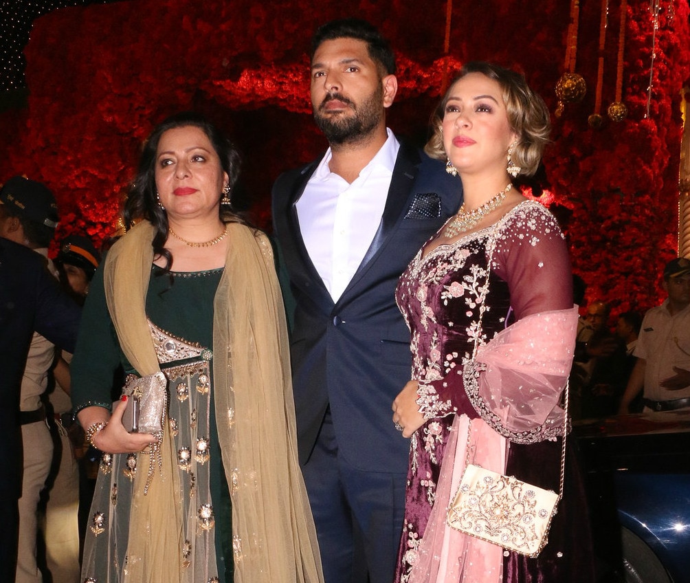 Bodyguard' actress Hazel Keech & Indian cricketer Yuvraj Singh expecting their first child?