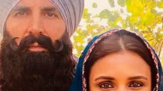 It's a wrap for 'Kesari', Parineeti Chopra shares her first look from the film with Akshay Kumar, Releasing on March 21, 2019 It's a wrap for 'Kesari', Parineeti Chopra shares her first look from the film with Akshay Kumar, Releasing on March 21, 2019