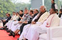 In Pics: Shivraj, Vasundhara Keep Differences Aside Greet Gehlot, Pilot, Kamal Nath