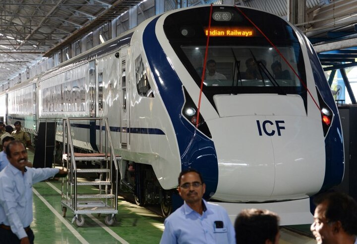 India's fastest ‘Train 18’ will run from Delhi to Varanasi India's fastest ‘Train 18’ will run from Delhi to Varanasi