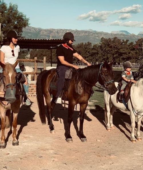 Saif-Kareena & their lil prince Taimur Ali Khan enjoy horse riding in South Africa; See Pics