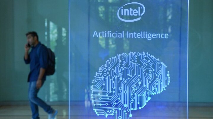 From telecom to automobile, top 5 industries to be revolutionised by Artificial Intelligence in 2019 From telecom to automobile, top 5 industries to be revolutionised by Artificial Intelligence in 2019