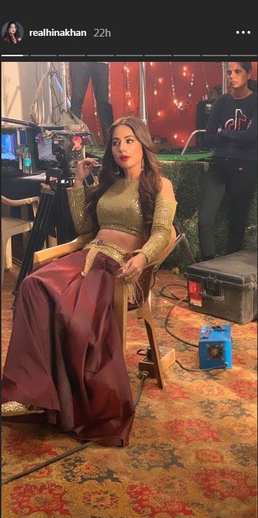 Hina Khan aka 'Komolika' finally re-starts shooting for 'Kasautii Zindagii Kay 2'; shares pics from the sets!