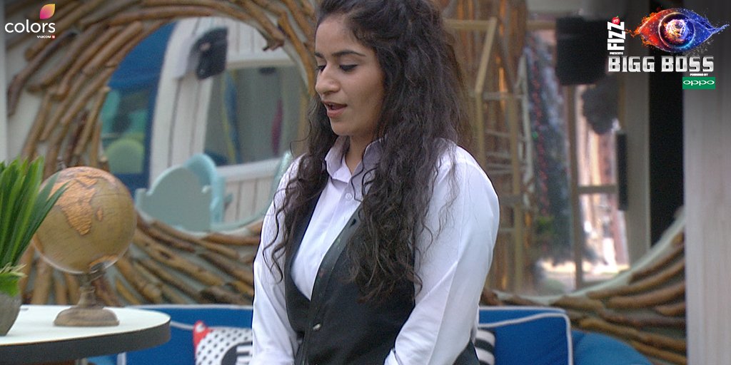 Bigg Boss 12': Surbhi Rana gets eliminated in mid-week eviction before the grand finale?