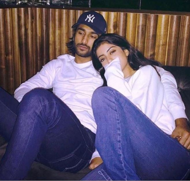 Viral: Navya Naveli Nanda's cozy picture chilling with Javed Jaffrey's son Meezaan Jaferi in party!
