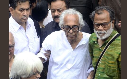 Legendary filmmaker Mrinal Sen passes away at 95 Legendary filmmaker Mrinal Sen passes away at 95