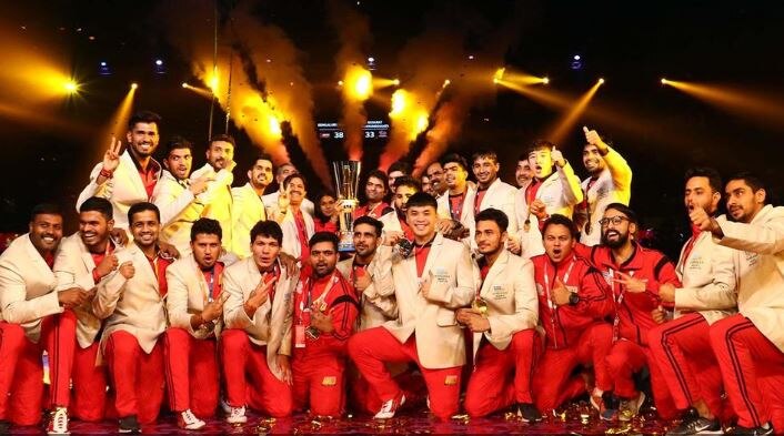 Pro Kabaddi League 2018 Final: Sehrawat stars as Bengaluru Bulls beat Gujarat FortuneGiants 38-33 to clinch title Pro Kabaddi League 2018 Final: Sehrawat stars as Bengaluru Bulls beat Gujarat FortuneGiants 38-33 to clinch title