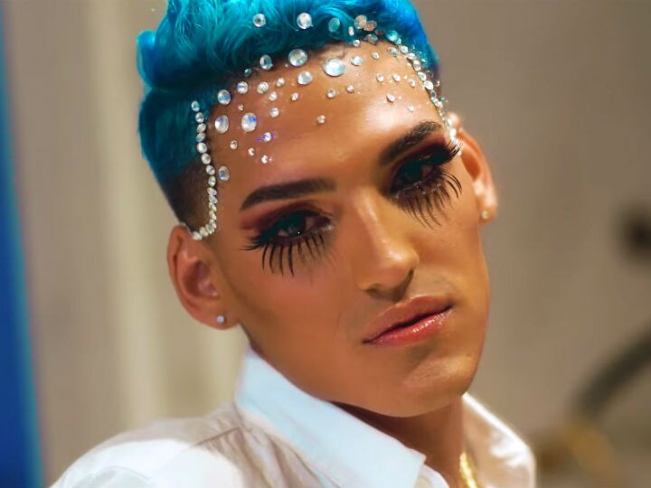 Gay Latin singer Kevin Fret shot dead First openly GAY Latin trap artist shot dead at the age of 24