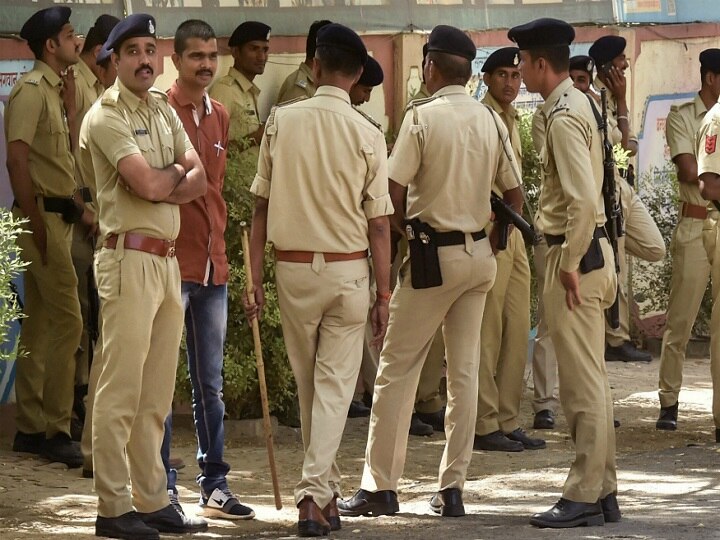 Gujarat encounters: Justice Bedi panel finds 3 out of 17 encounters fake, indicts 9 cops Gujarat encounters: Justice Bedi panel finds 3 out of 17 encounters fake, indicts 9 cops