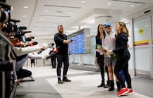 PICTURES: Young Saudi asylum-seeker gets refuge in Canada; arrives to official welcome