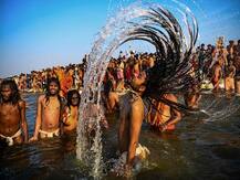 Kumbh Meal 2019: SEE PICTURES from Prayagraj - Lakhs of devotees take holy dip in Sangam