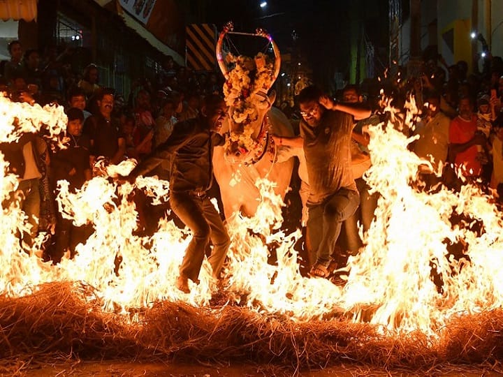 The ritual was performed in the southern city of Bangalore famous as the tech-hub of India/ AFP IMAGE