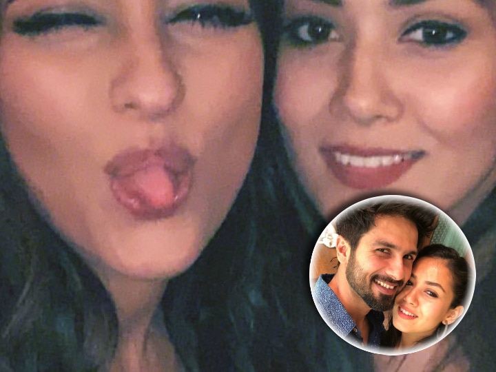 Ex-girlfriend Sonakshi Sinha posts a selfie with Mira Rajput giving shoutout to Shahid Kapoor & fans applaud the two for being such a sport! Ex-girlfriend Sonakshi Sinha posts a selfie with Mira Rajput giving shoutout to Shahid Kapoor & fans applaud the two for being such a sport!