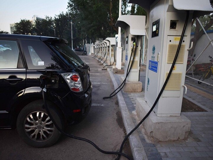 Union Budget 2019: Auto industry expects smooth road ahead for electric vehicles in India Union Budget 2019: Auto industry expects smooth road ahead for electric vehicles in India