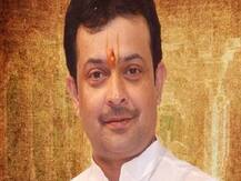 Cops arrest 2 aides of Bhaiyyuji Maharaj, 1 woman for allegedly abetting his suicide