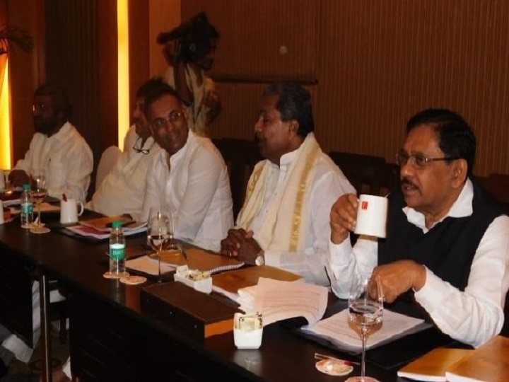 Karnataka: After BJP, Congress rushes its MLAs to a resort; 4MLAs skip party meeting  Karnataka: After BJP, Congress rushes its MLAs to a resort as 4 MLAs skip party meeting