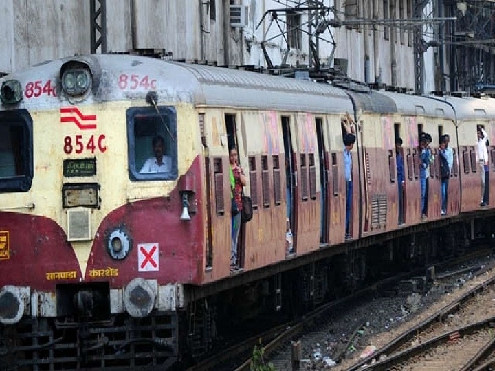 Lok Sabha Polls 2019: Mumbai commuters to get new trains, travel facilities ahead of elections Good news for Mumbai commuters! Govt to flag-off new trains ahead of 2019 polls; check details here