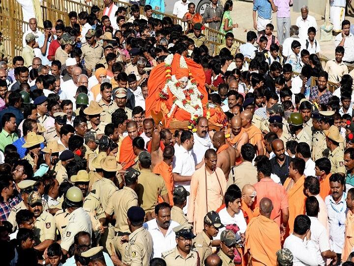 The senior pontiff who had undergone a surgery at a hospital in Chennai recently for liver complications, had shown signs of improvement but his condition deteriorated in the past few days, said doctors who attended on him, reported PTI. PIC/AFP.