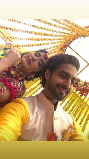 Sheena Bajaj-Rohit Purohit set to get married; Here are PICS from pre-wedding festivities!