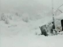 Snow avalanche blocks Jawahar tunnel, Srinagar-Jammu NH closed