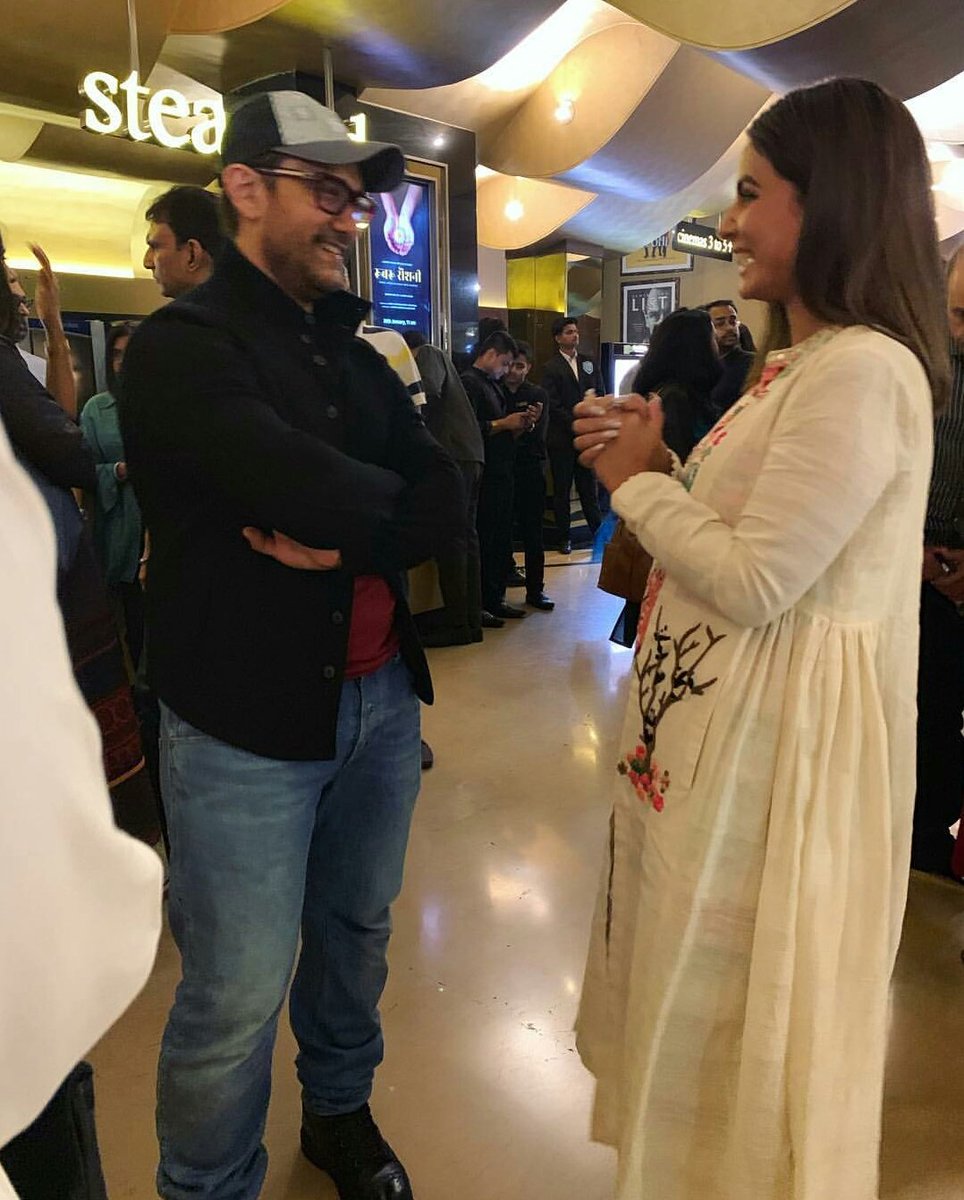 Rubaru Roshni' screening: Hina Khan meets Aamir Khan & praises the film; Superstar responds humbly!