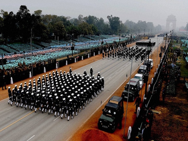 Full dress rehearsal for Republic Day Parade in Delhi today, traffic restriction at several routes Full dress rehearsal for Republic Day Parade in Delhi today, police imposes traffic restrictions at several routes