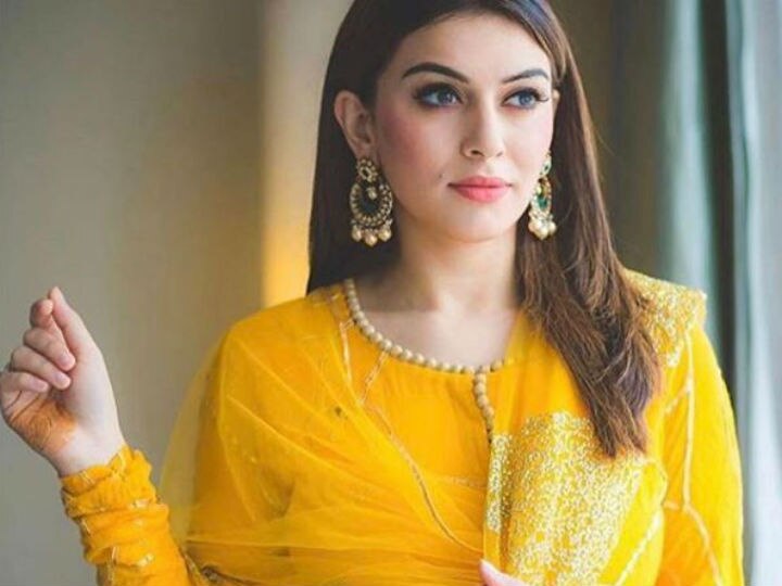 Hansika Motwani REACTS on her LEAKED private bikini pictures; Says her team is working on getting things in control!  Hansika Motwani REACTS on her LEAKED private bikini pictures; Says her team is working on getting things in control!