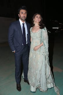 PICS| Umang 2019: Ranbir Kapoor & Alia Bhatt walk hand-in-hand as they make a STUNNING couple entry
