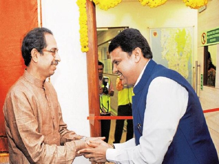 Sena-BJP likely to contest Lok Sabha polls together; may settle for 50-50 seat sharing arrangement  Sena-BJP likely to contest Lok Sabha polls together; may settle for 50-50 seat sharing arrangement