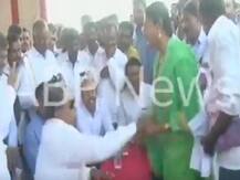 Former Karnataka CM Siddaramaiah misbehaves with a woman in Mysuru (WATCH VIDEO)