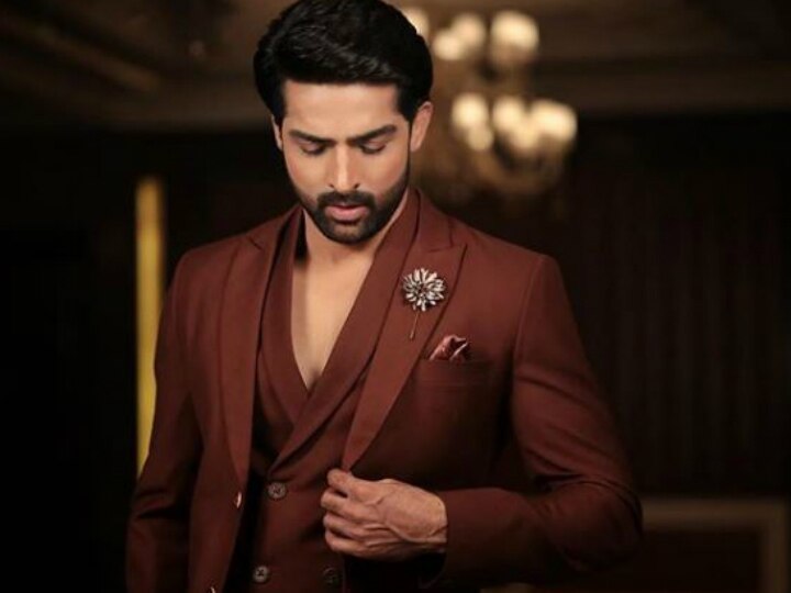 Divya Drishti: 'Naagin 3' actor Adhvik Mahajan bags LEAD ROLE in upcoming Star Plus show! 'Naagin 3' actor Adhvik Mahajan bags LEAD ROLE in Star Plus' 'Divya Drishti'!