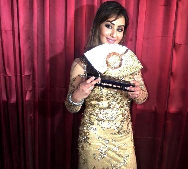 PICS & VIDEO: 'Bigg Boss 11' winner Shilpa Shinde shoots for  a Marathi TV show!