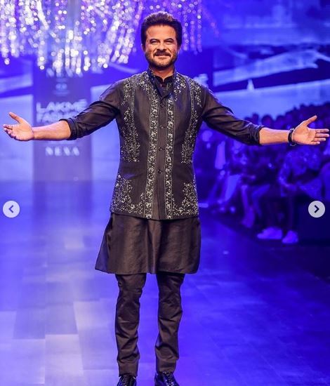 Lakme Fashion Week 2019: With Ranveer Singh, Janhvi Kapoor & Anil Kapoor walking the ramp, it's a mini 'Takht' reunion (PICS INSIDE)