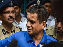 Meet Rajeev Kumar, for whom Mamata is combating the CBI: 10 points
