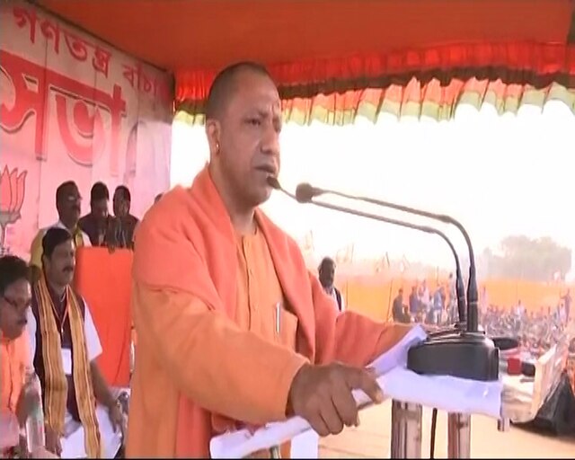 WB: Yogi tears into Mamata government after driving to Purulia WB: Denied flight landing, Yogi takes road route to address Purulia rally