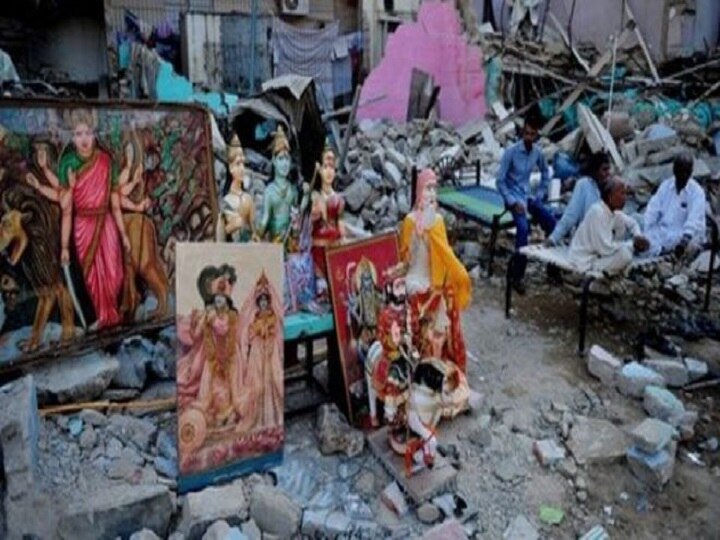 Hindu temple vandalised, holy books, idols burnt in Pakistan's Sindh PM Imran Khan orders swift action Hindu temple vandalised, holy books, idols burnt in Sindh; Pak PM Imran Khan orders swift action