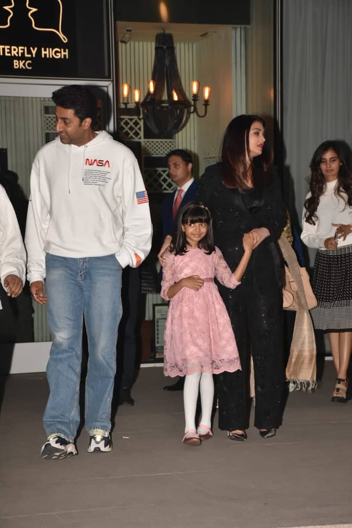 Lil Aaradhya looked cute like always in her baby pink frock and white stockings