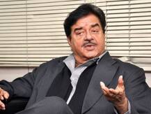 Shatrughan Sinha on #MeToo: Appreciate women who came forward with guts, courage