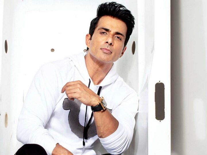 People Requesting Sonu Sood On Social media To Help Them Reach Home Amid COVID-19 Lockdown People Requesting Sonu Sood On Social media To Help Them Reach Home Amid COVID-19 Lockdown
