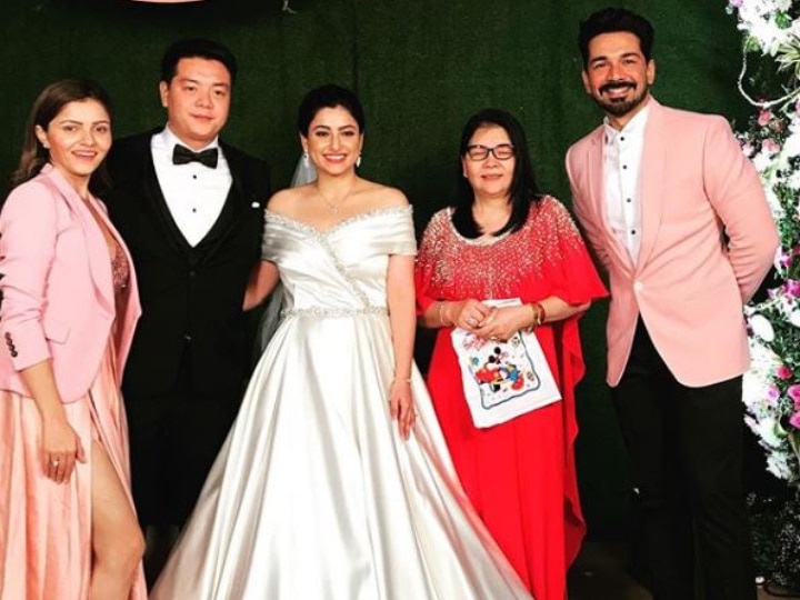 'Baa Bahoo Aur Baby' actress Benaf Dadachandji gets MARRIED to Norman Hou; Rubina Dilaik attends her reception 'Baa Bahoo Aur Baby' fame actress Benaf Dadachandji gets MARRIED; Rubina Dilaik & other TV stars attend her reception