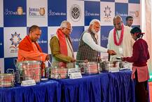 Photos: PM Modi Serves Akshaya Patra\'s 3 Billionth Meal To Underprivileged Kids