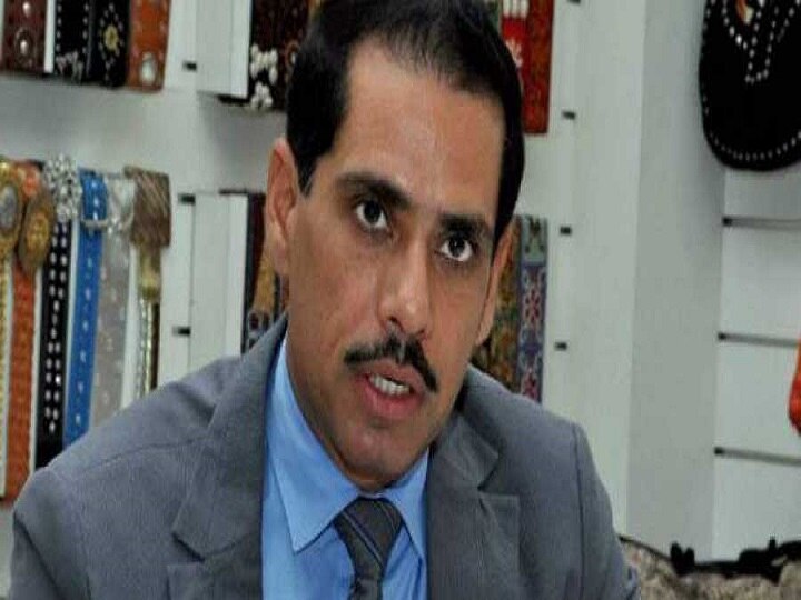 ED to question Robert Vadra, mother in connection with Bikaner Land scam, Priyanka Gandhi joins them in Jaipur ED begins probe against Robert, Maureen Vadra at Jaipur in connection with Bikaner Land scam