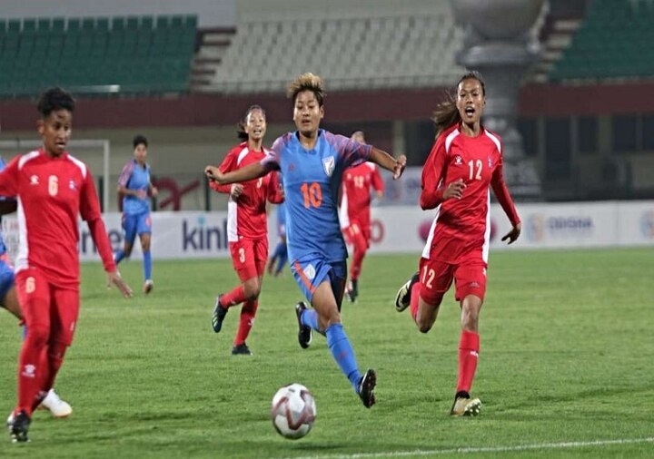 Gold Cup: Sabitra Bhandari’s double strike helps Nepal down India 2-1 Gold Cup 2019: Sabitra Bhandari’s double strike helps Nepal beat India 2-1